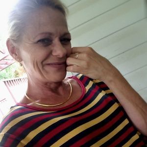 Meet your Posher, Lacy